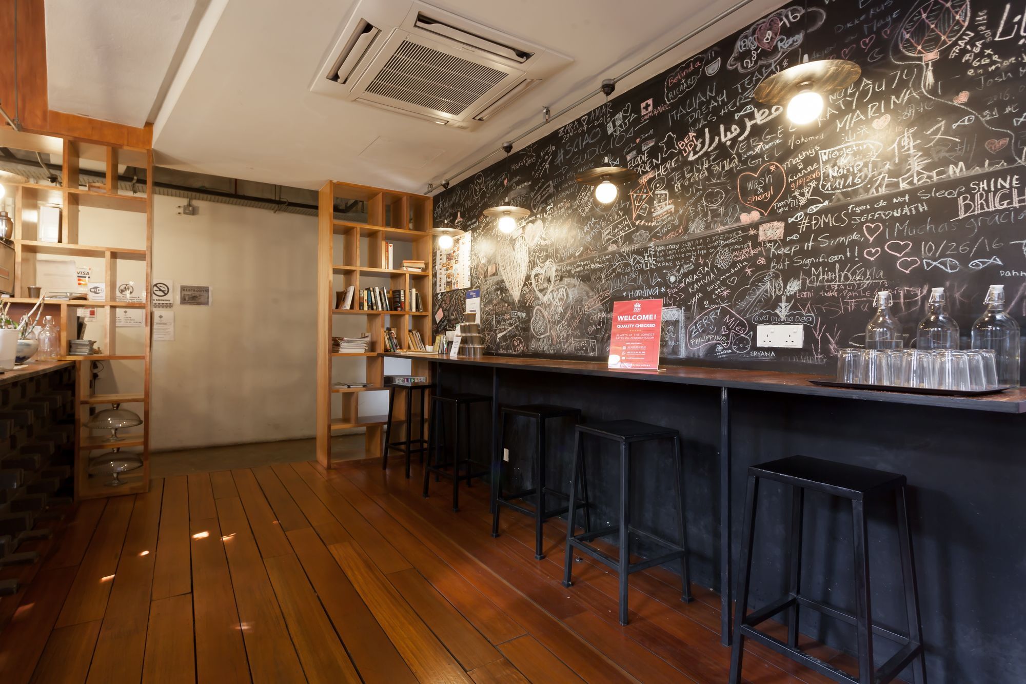 Zen Rooms Petaling Street Куала-Лумпур Экстерьер фото